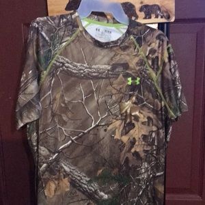Under Armour camouflage shirt medium